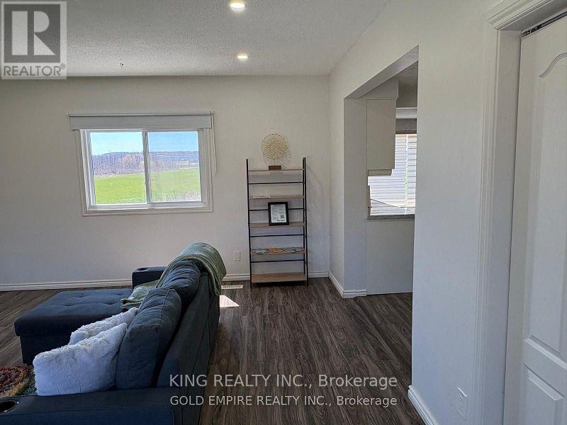 4266 GREENLANE ROAD - 12