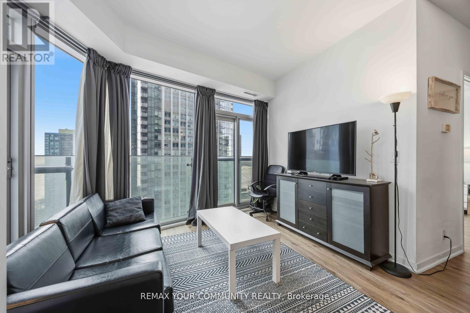 #2302 14 YORK STREET - 18