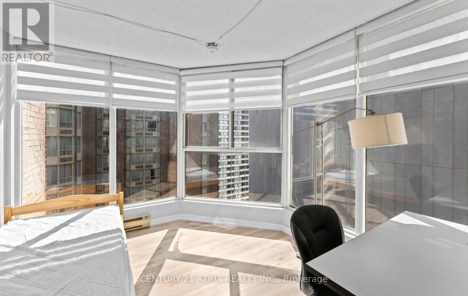 #1402 55 CENTRE AVENUE - 19