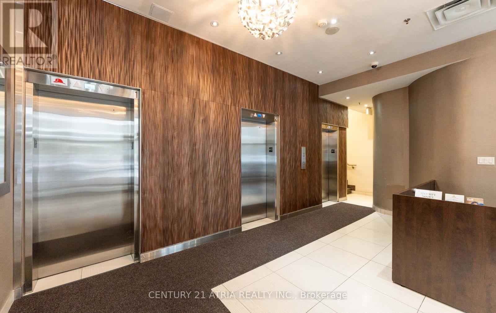 #1402 55 CENTRE AVENUE - 7