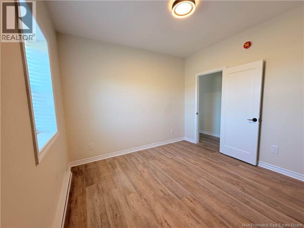 2843 King George Hwy - Image 27