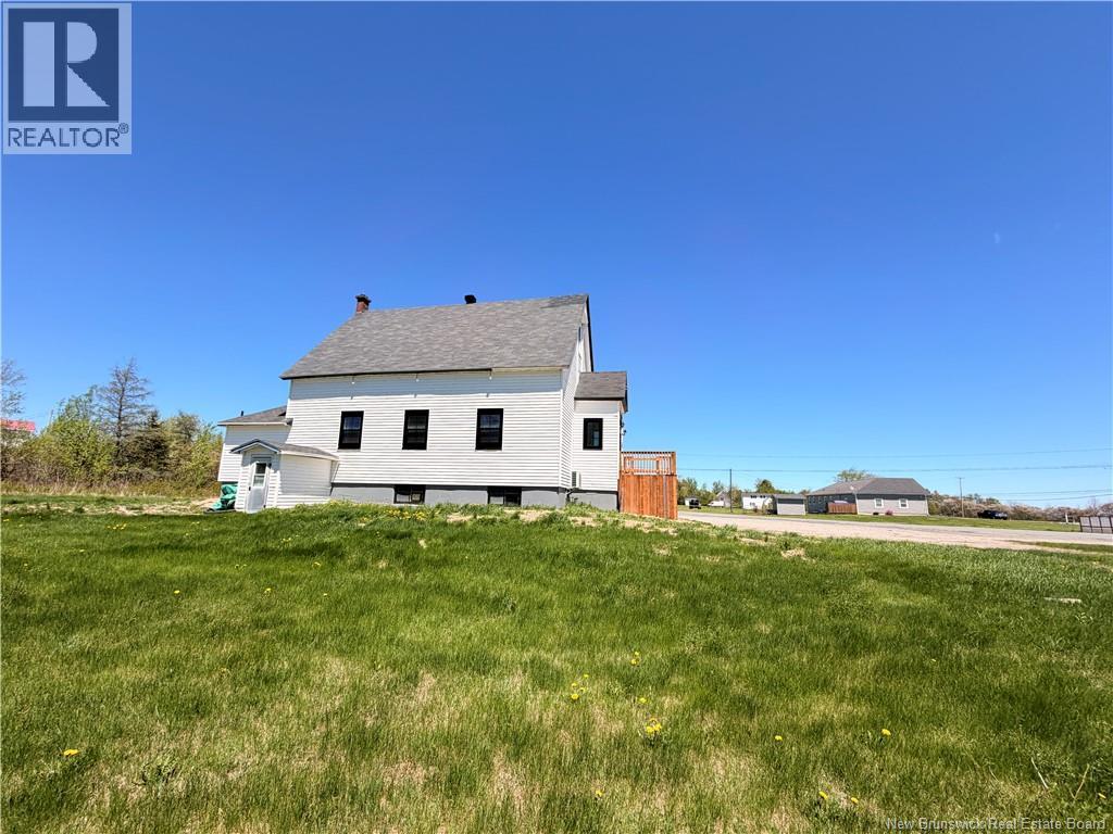 2843 King George Hwy - 10