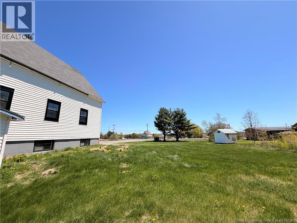 2843 King George Hwy - 13