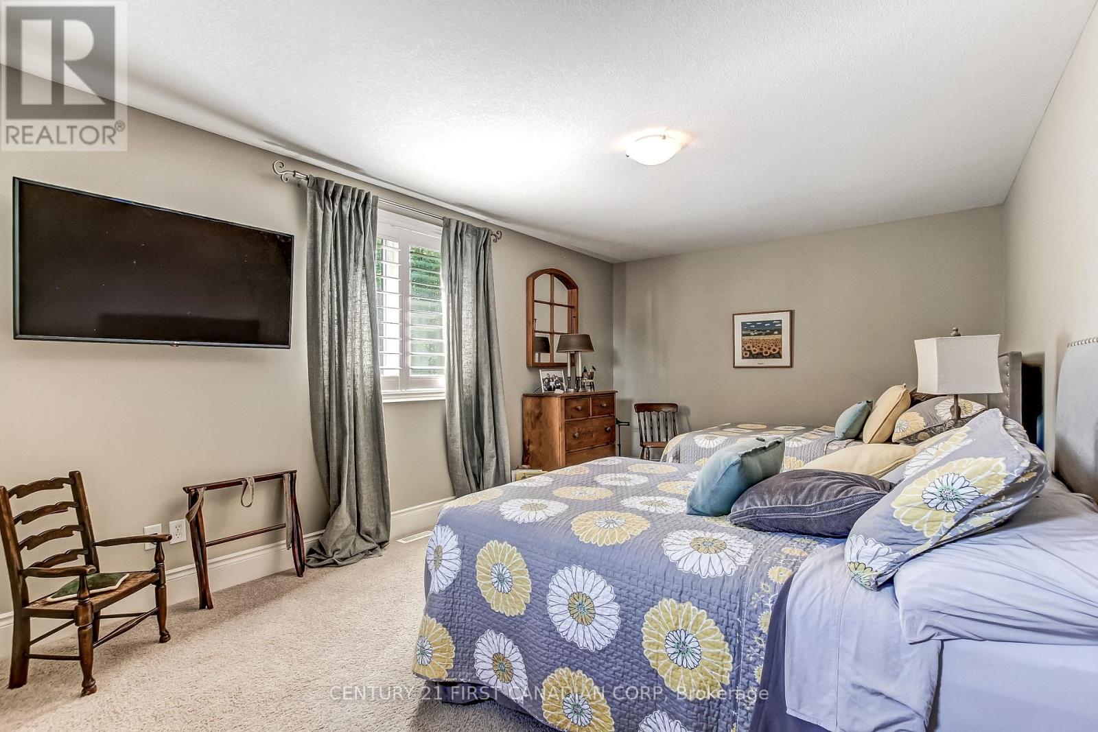 #15 1615 BYRON BASELINE ROAD - 25
