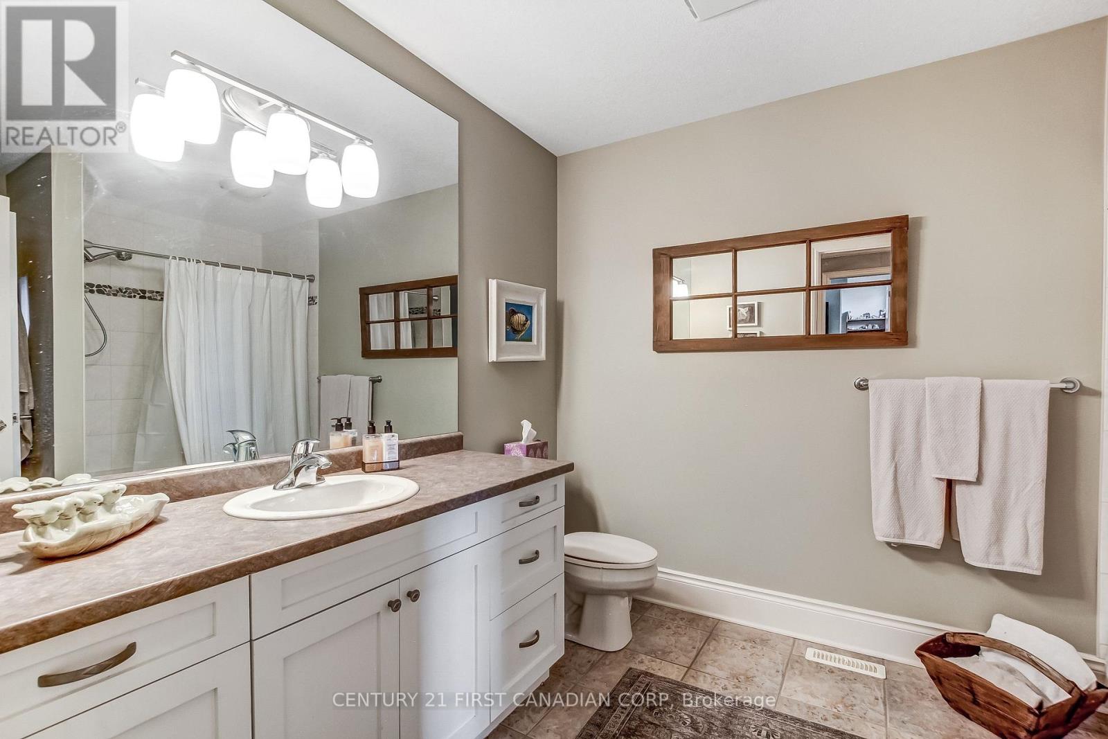 #15 1615 BYRON BASELINE ROAD - 27
