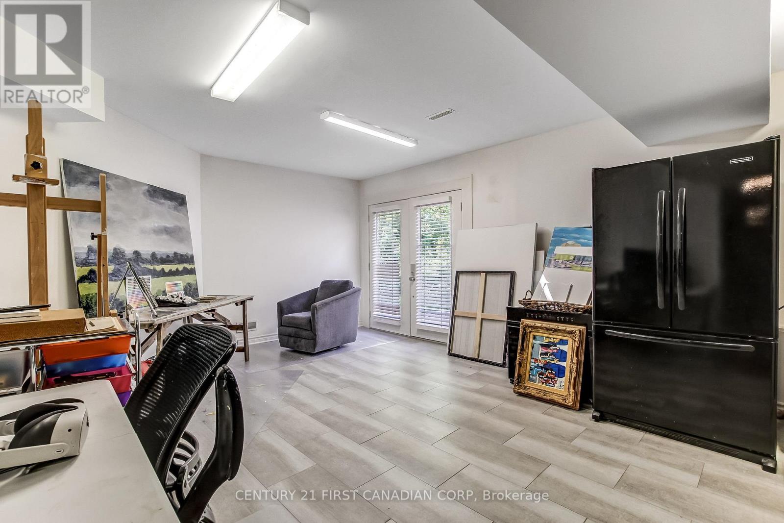 #15 1615 BYRON BASELINE ROAD - 38