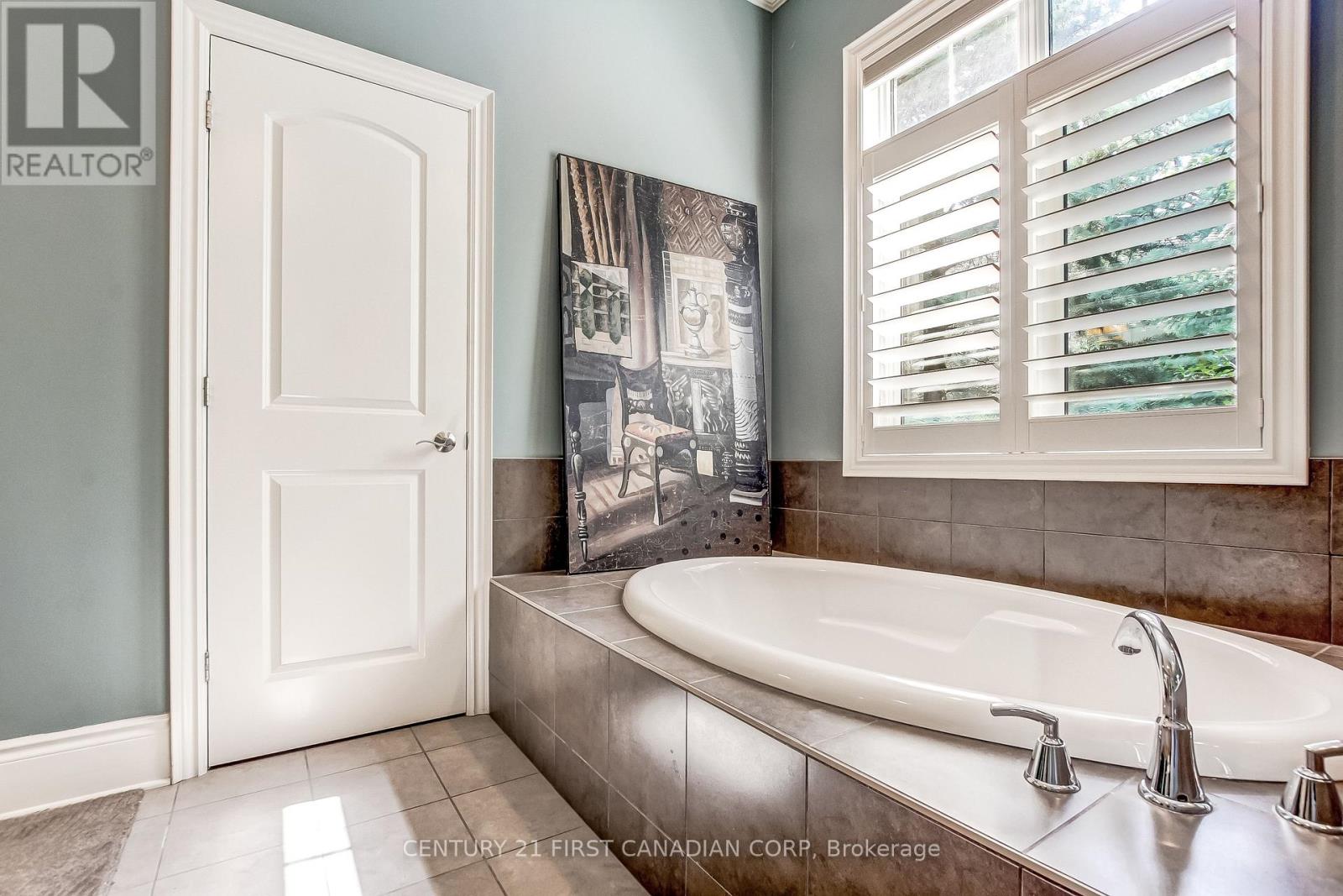#15 1615 BYRON BASELINE ROAD - 22
