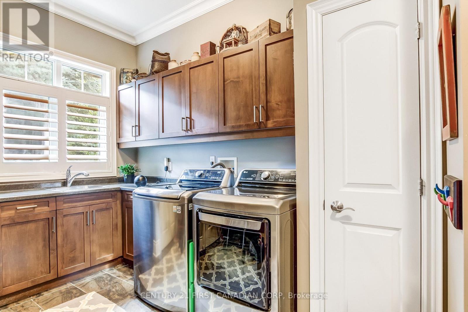 #15 1615 BYRON BASELINE ROAD - 23