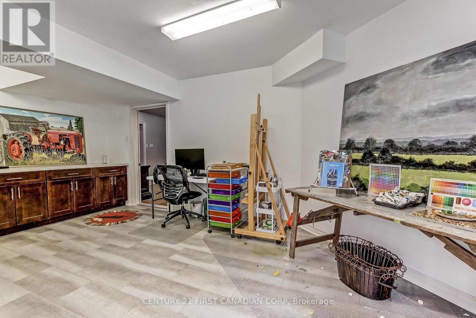 #15 1615 BYRON BASELINE ROAD - 39