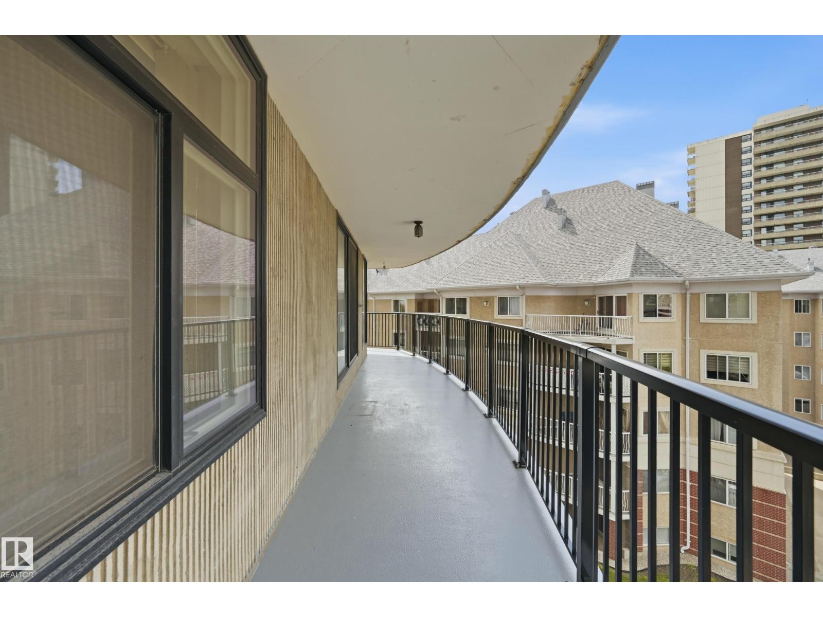 #504 11710 100 AV NW - 34