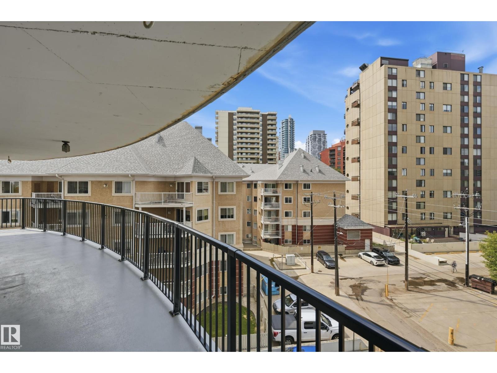 #504 11710 100 AV NW - 35