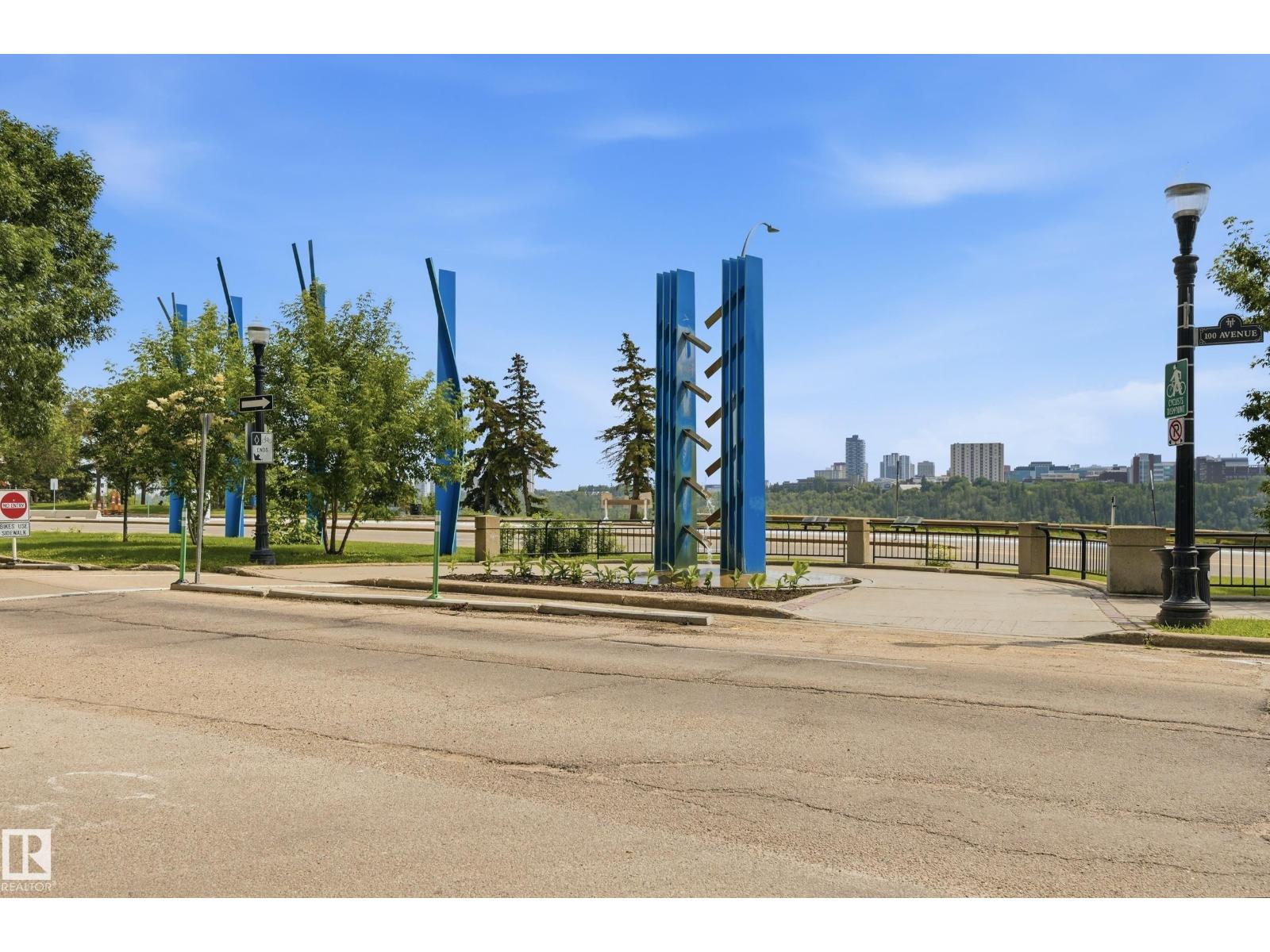 #504 11710 100 AV NW - 5