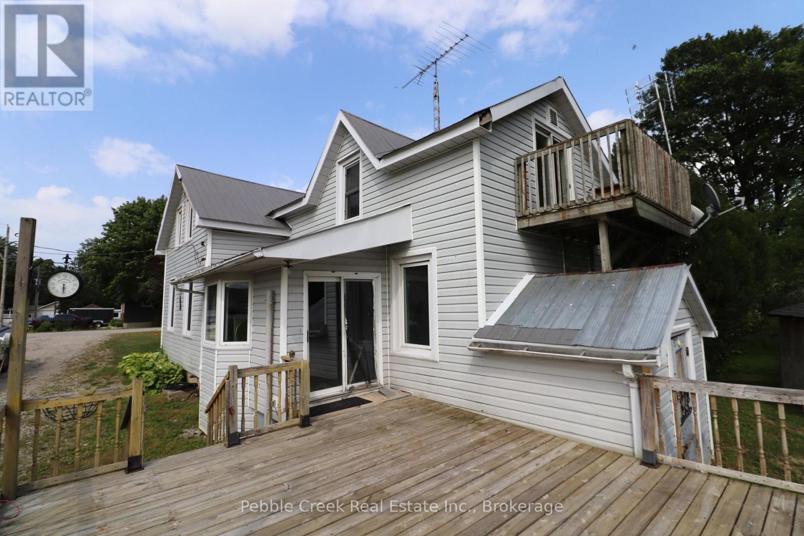 123 JOHN'S AVENUE - 24