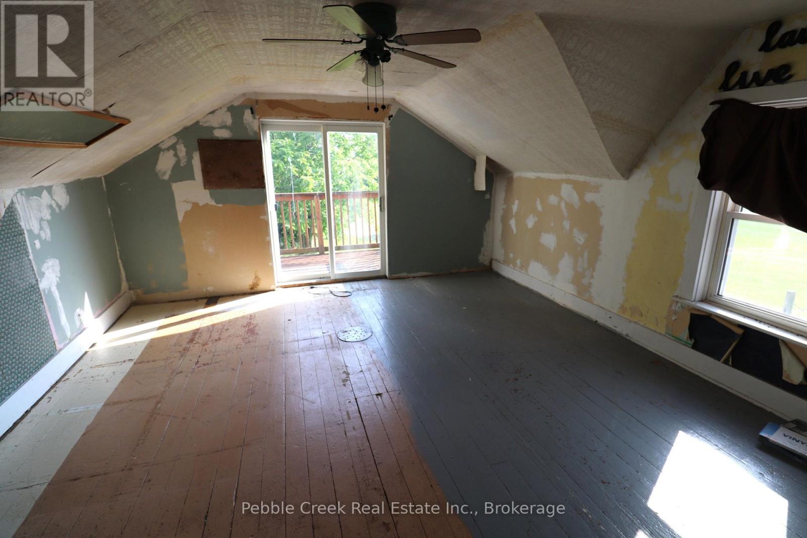 123 JOHN'S AVENUE - 15