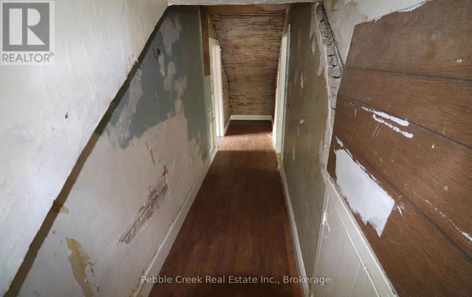 123 JOHN'S AVENUE - 19