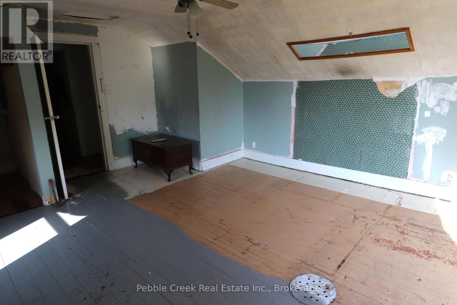 123 JOHN'S AVENUE - 17