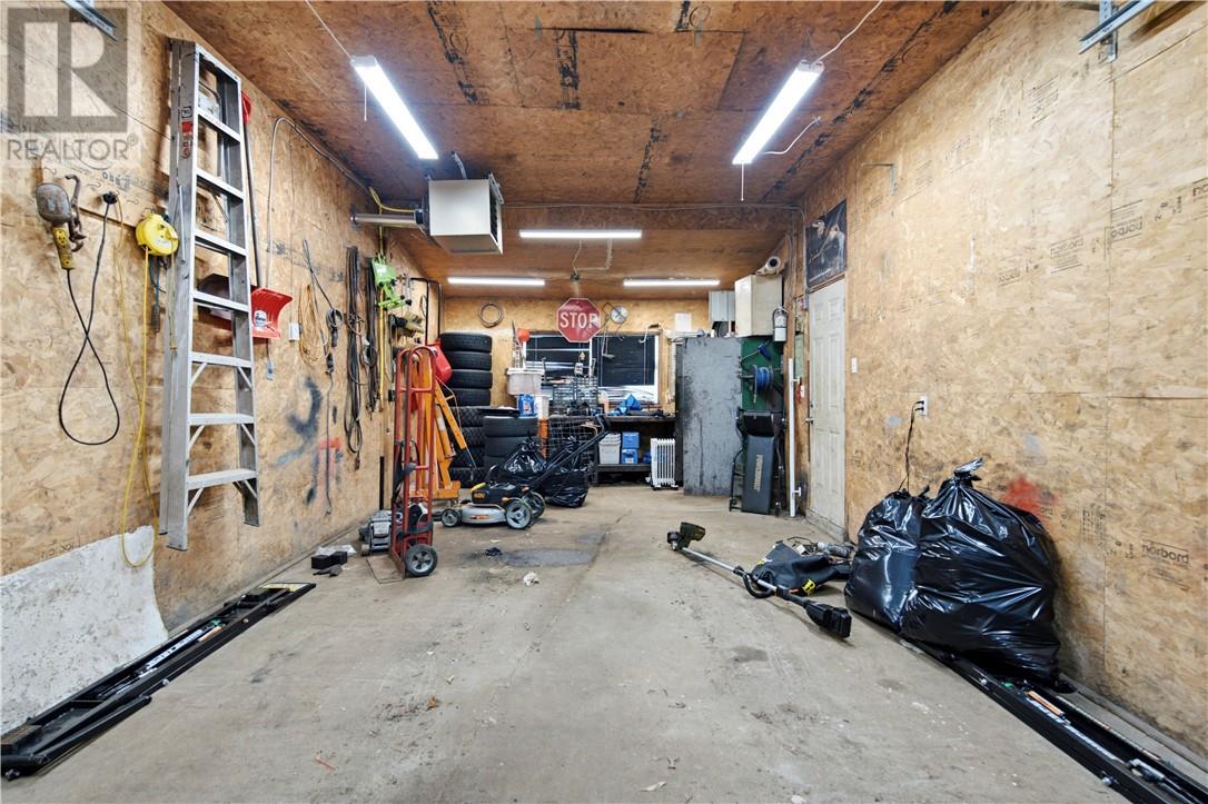 166 King Street - 17