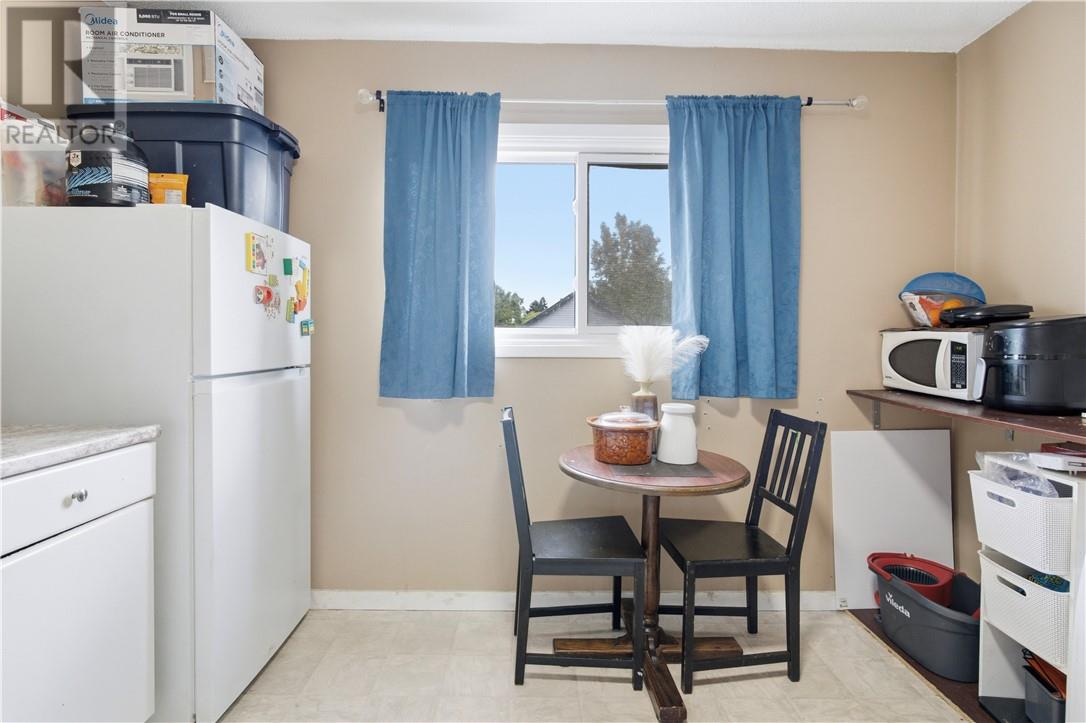 166 King Street - 21