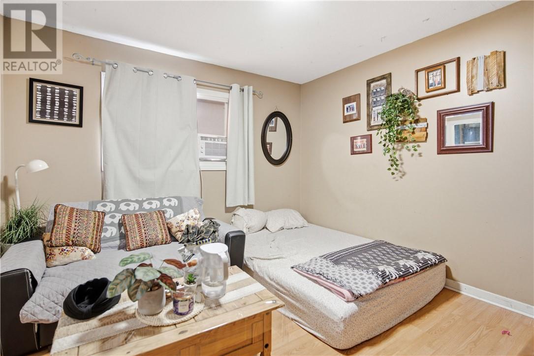 166 King Street - 23
