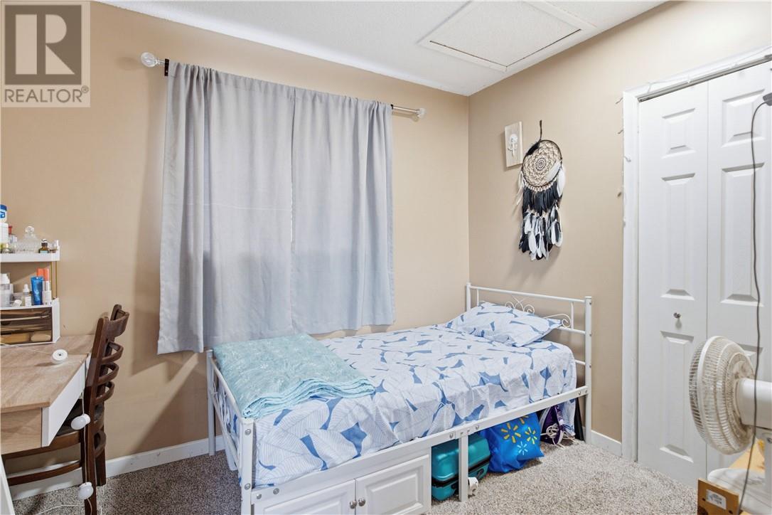 166 King Street - 24