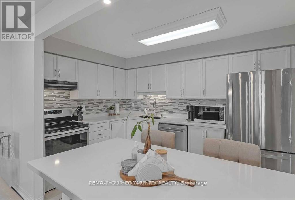 #1014 309 MAJOR MACKENZIE DRIVE - 6