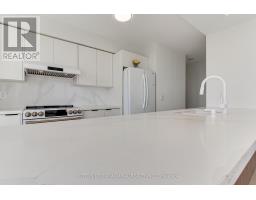 905 - 50 Disera Drive, Vaughan, ON L4J9G1 Photo 9