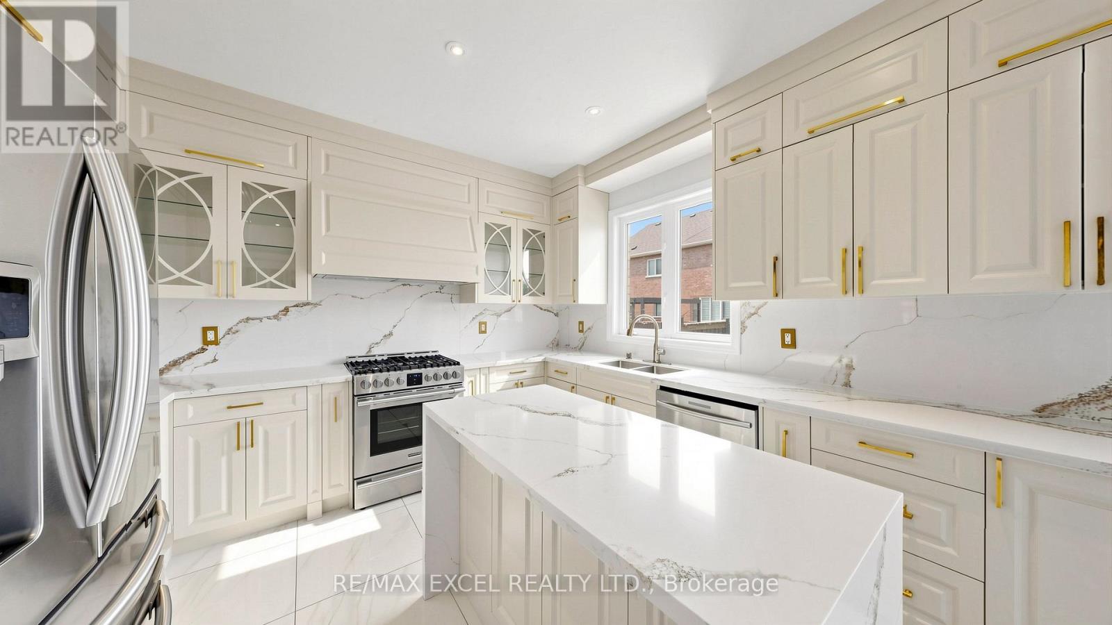 1062 BLACKHALL CRESCENT - 17