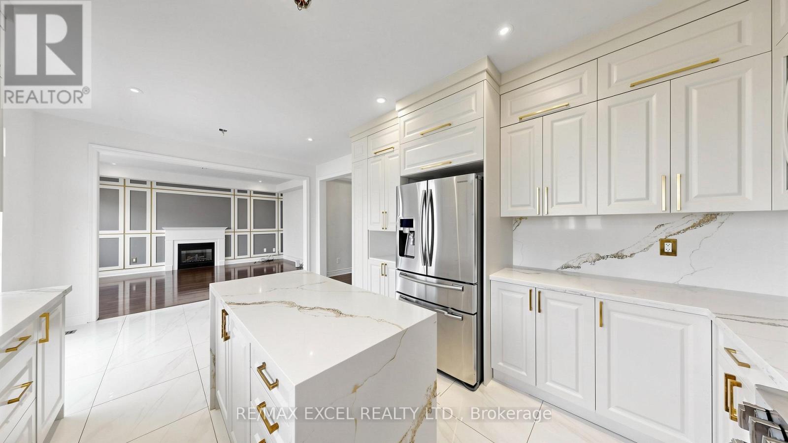 1062 BLACKHALL CRESCENT - 20