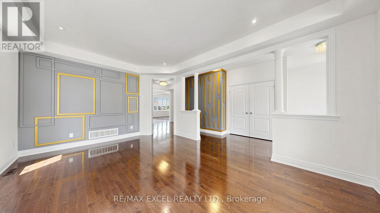 1062 BLACKHALL CRESCENT - 7