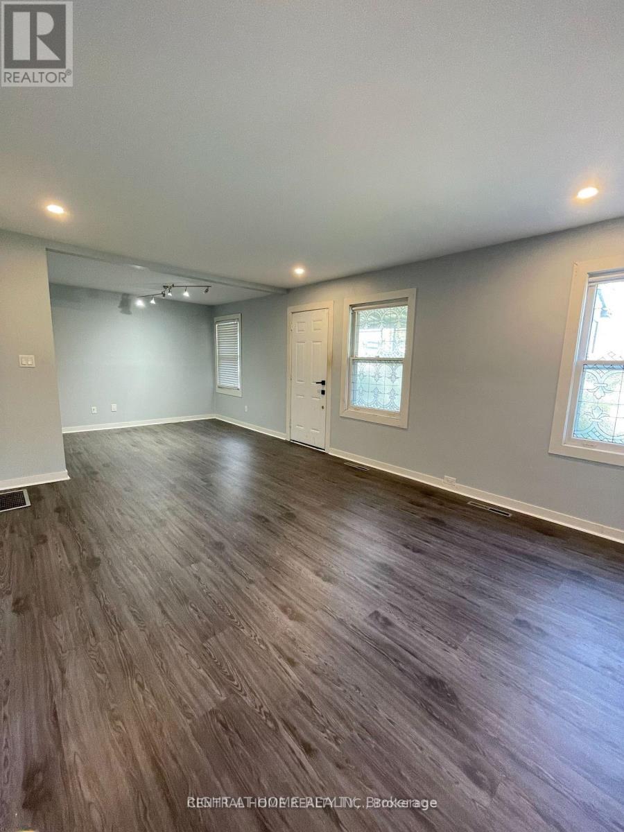 389 LINCOLN STREET - 9