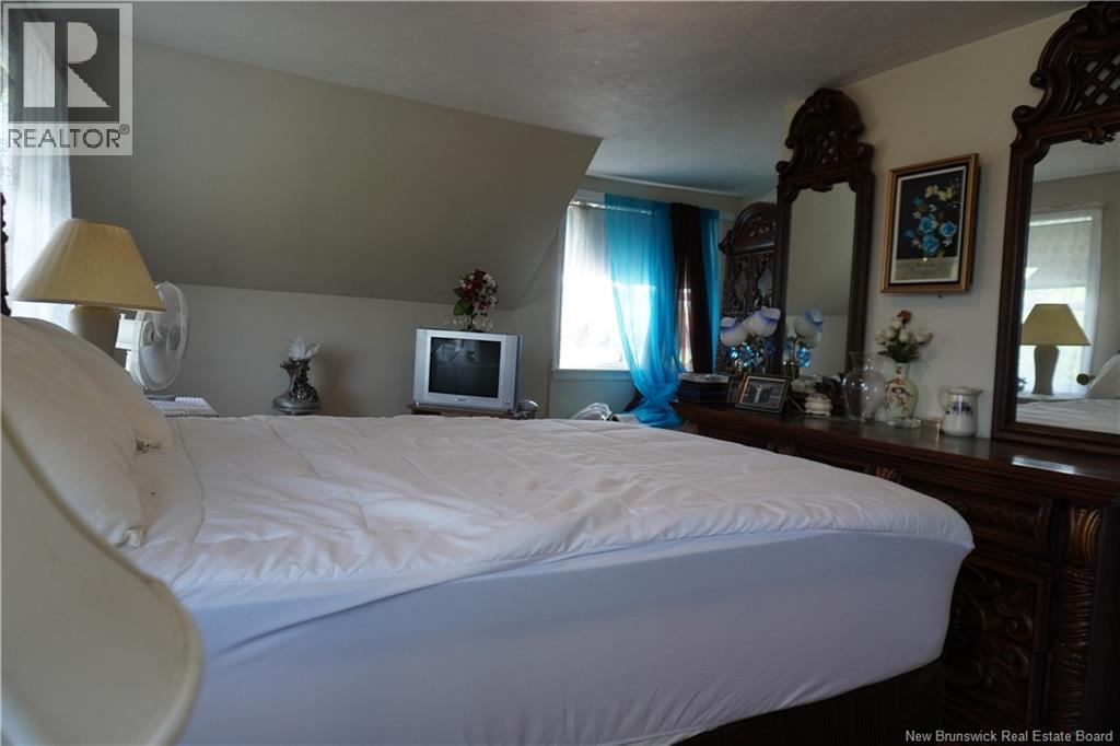 5106 Route 495 - Image 24