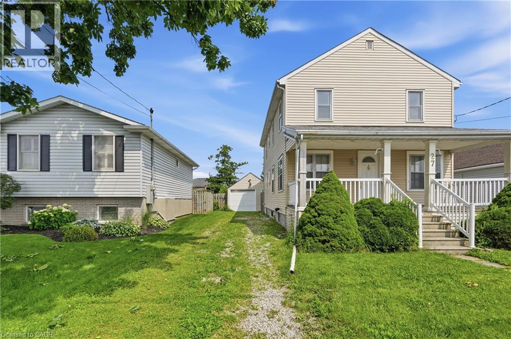 27 DRUMMOND Crescent - 3