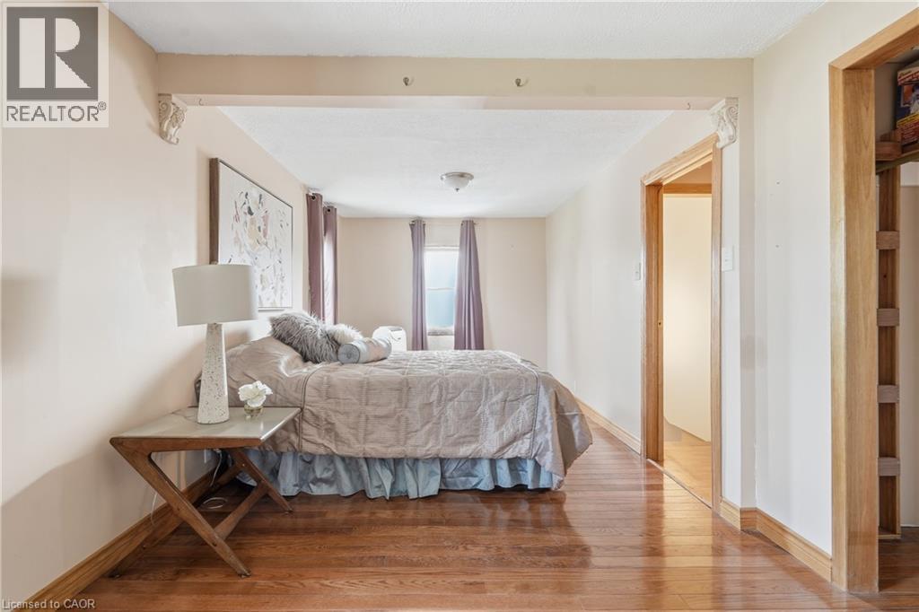27 DRUMMOND Crescent - 15