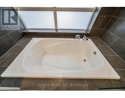 Ph01 - 8 Cedarland Drive, Markham, ON L6G0H4 Photo 31