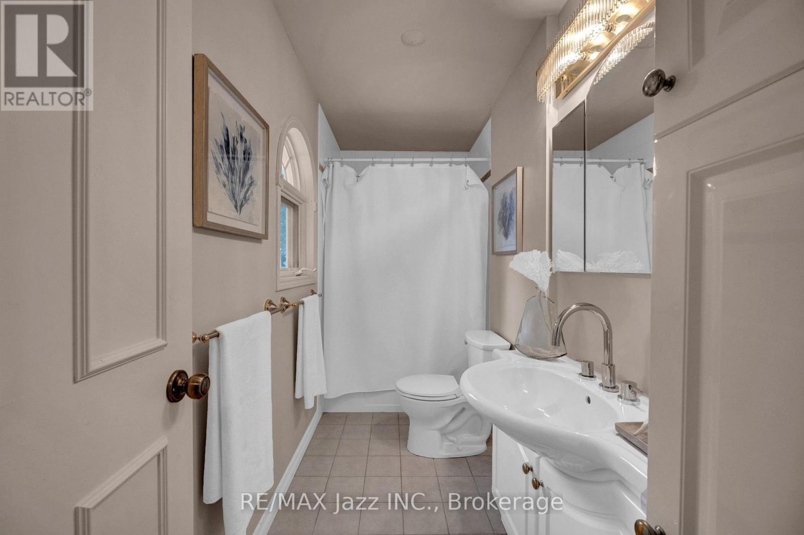 630 BROOKSIDE DRIVE - 32