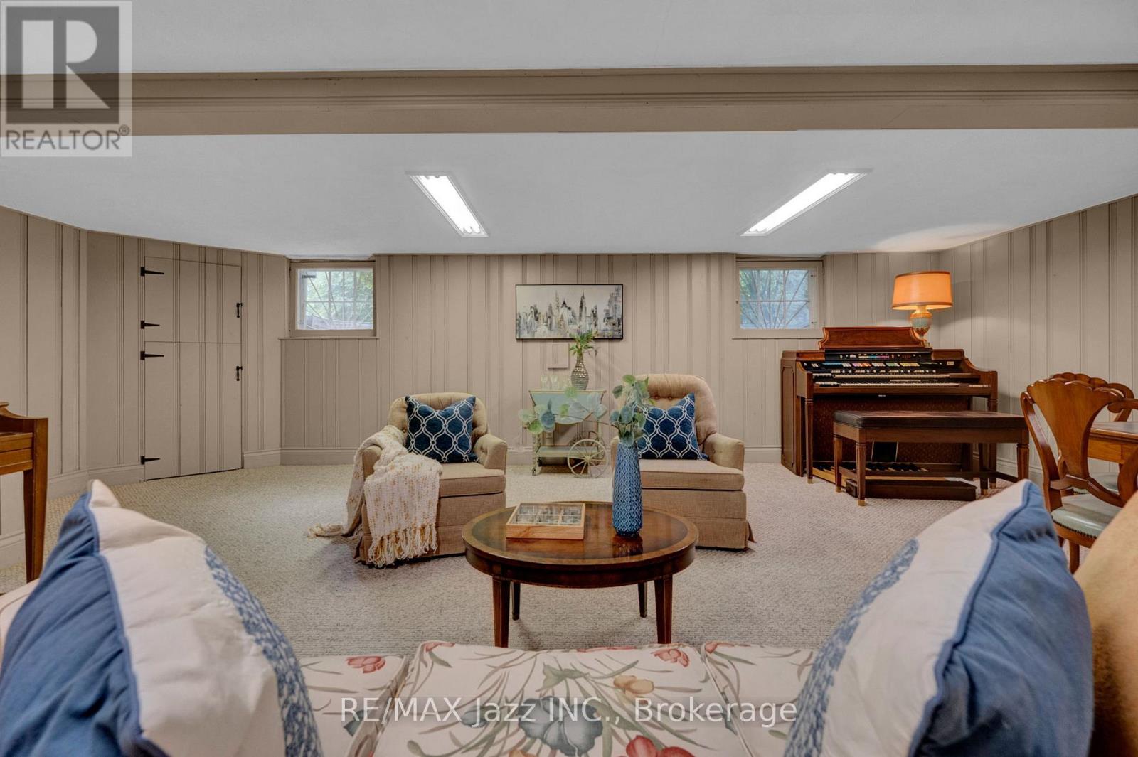 630 BROOKSIDE DRIVE - 34