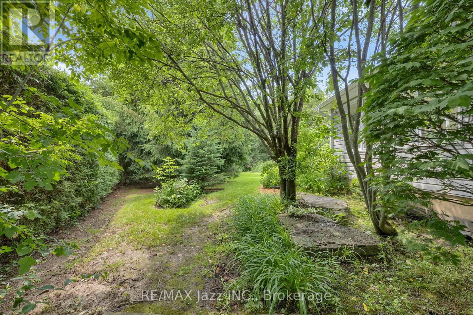 630 BROOKSIDE DRIVE - 40