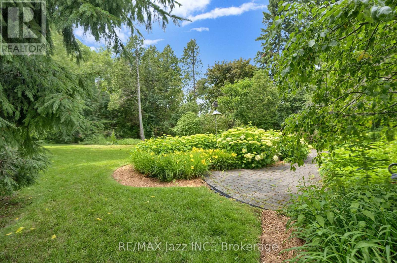630 BROOKSIDE DRIVE - 41