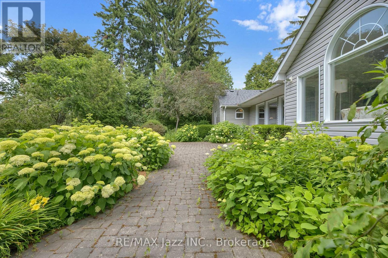 630 BROOKSIDE DRIVE - 42