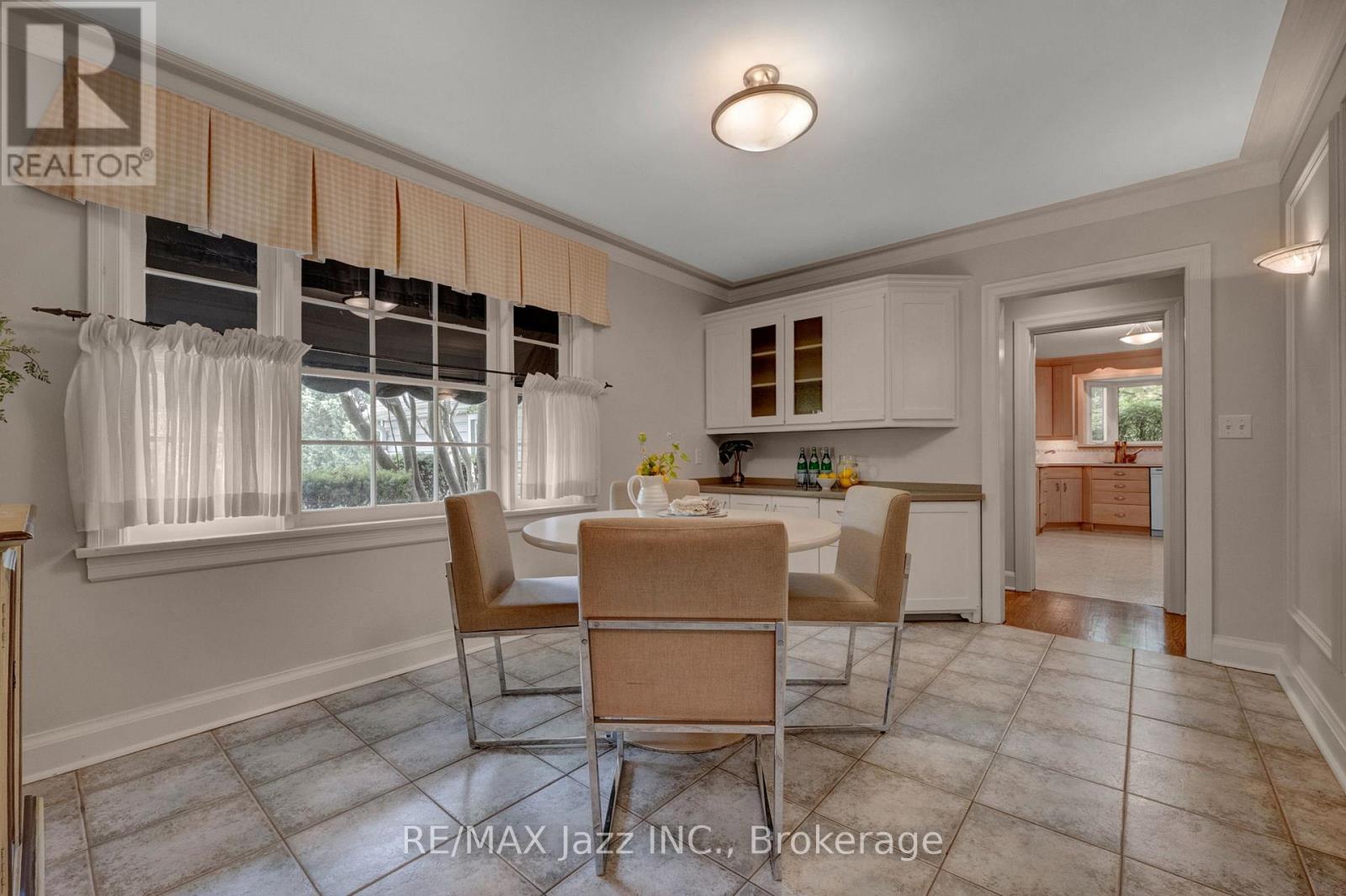 630 BROOKSIDE DRIVE - 9