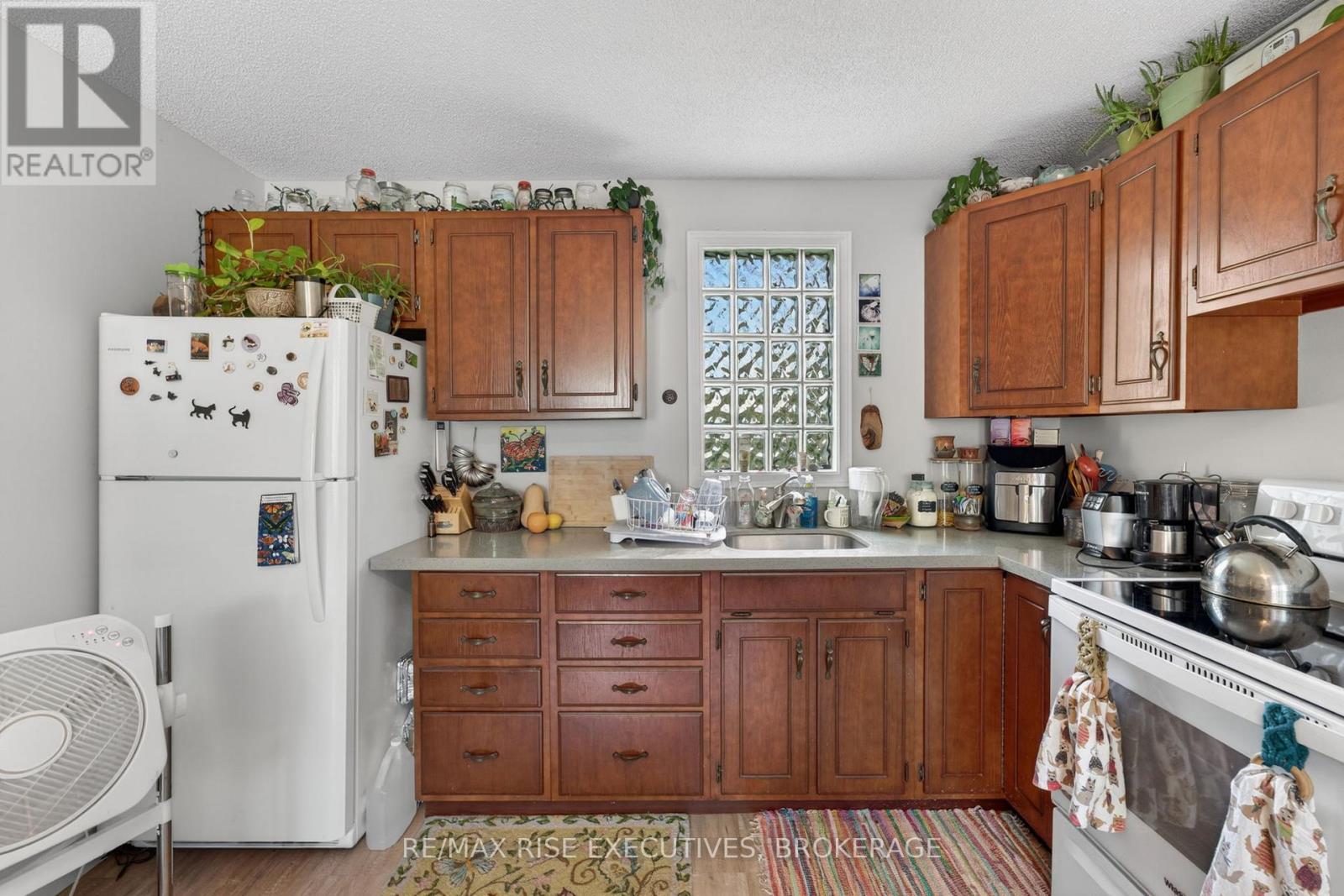 115 LIVINGSTON AVENUE - 5