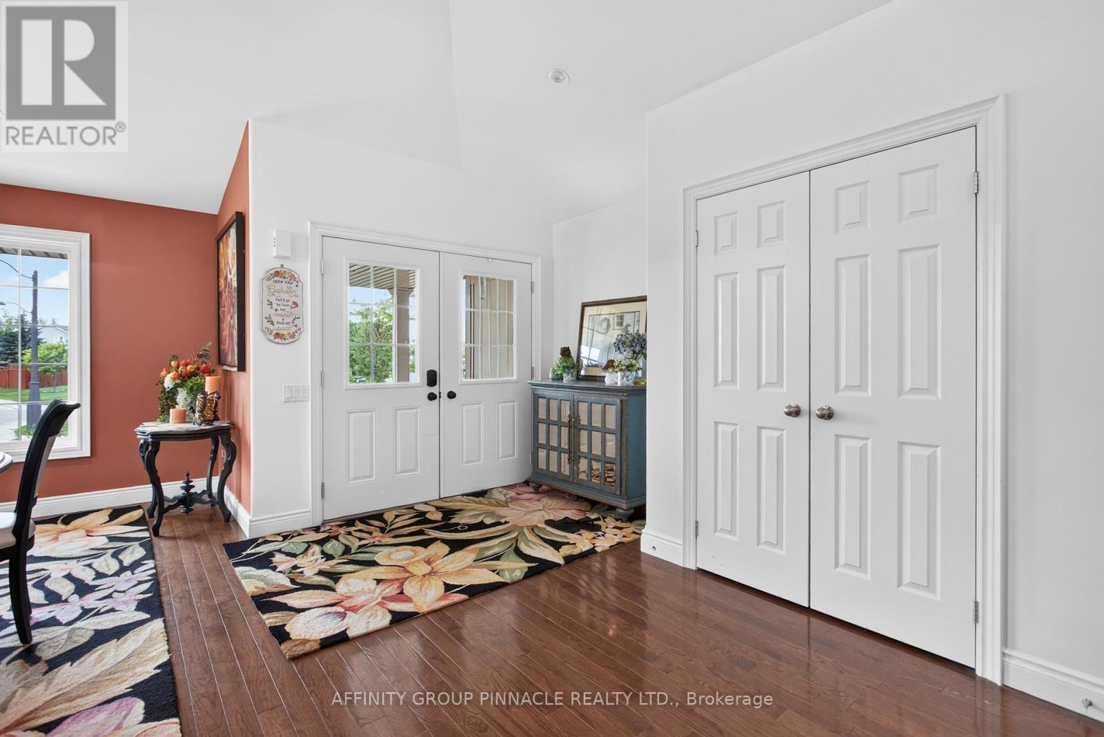 2 FALLINGBROOK CRESCENT - 7