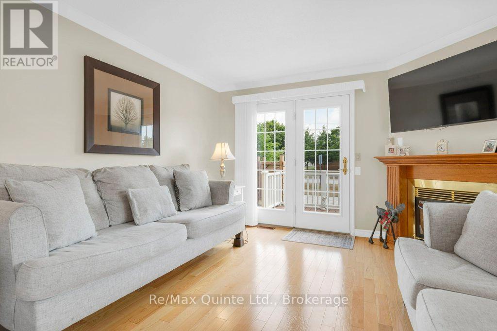 2 HERITAGE DRIVE - 18