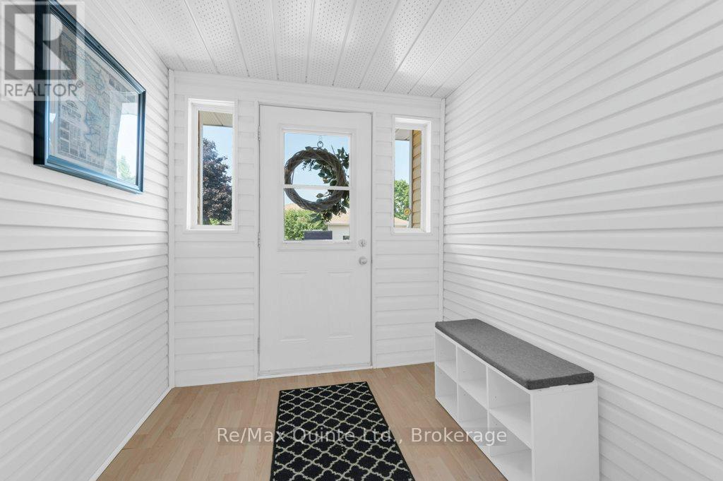2 HERITAGE DRIVE - 4
