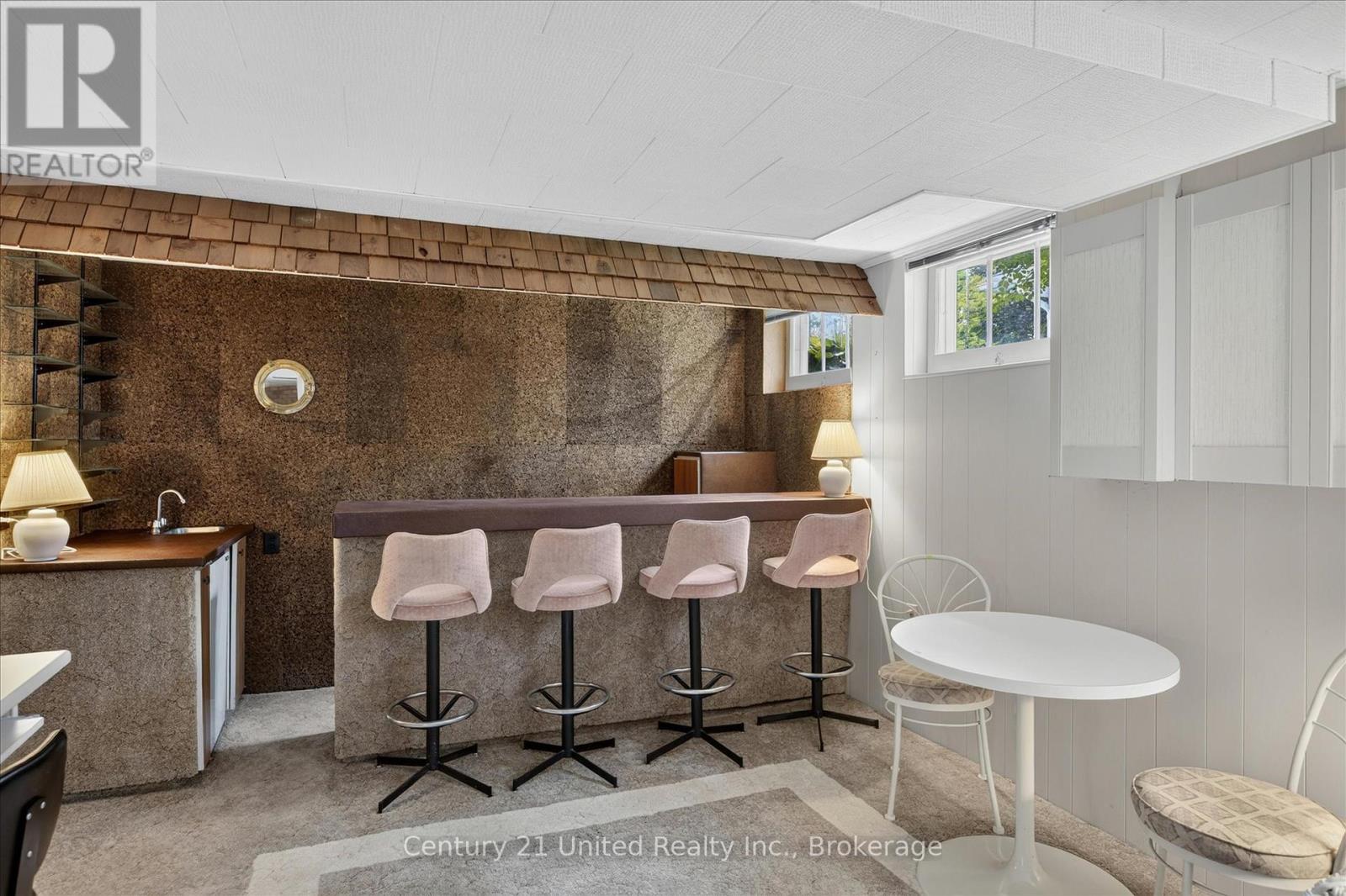 130 EARLWOOD DRIVE - 22