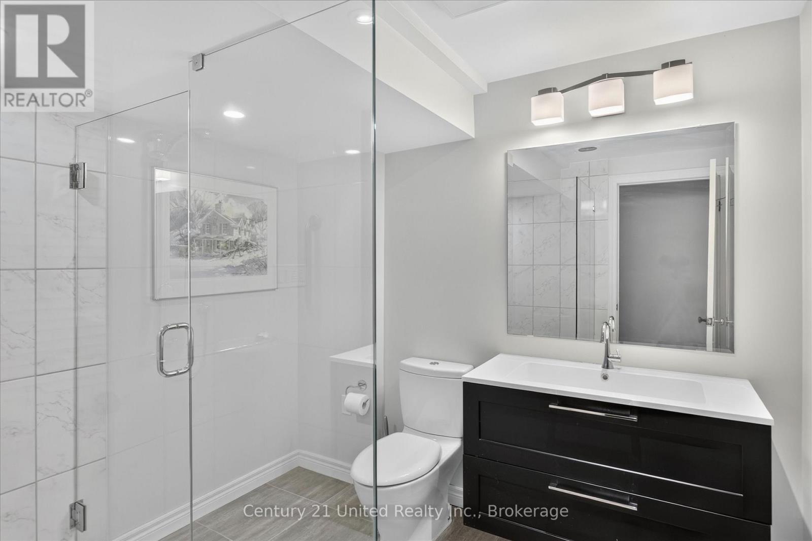 130 EARLWOOD DRIVE - 24