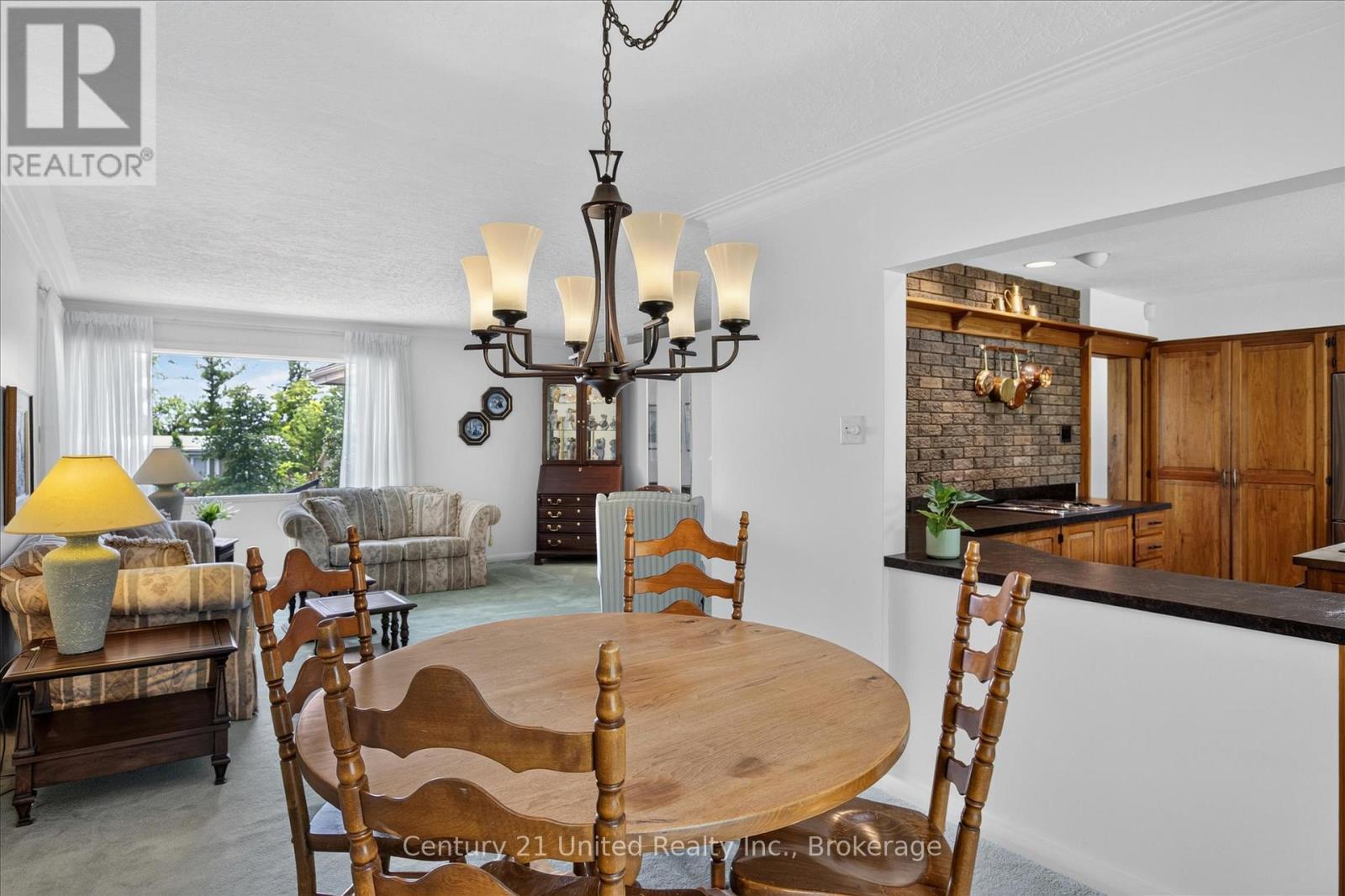 130 EARLWOOD DRIVE - 9