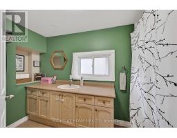 12 Pearl Street, Tillsonburg, ON N4G1L3 Photo 13