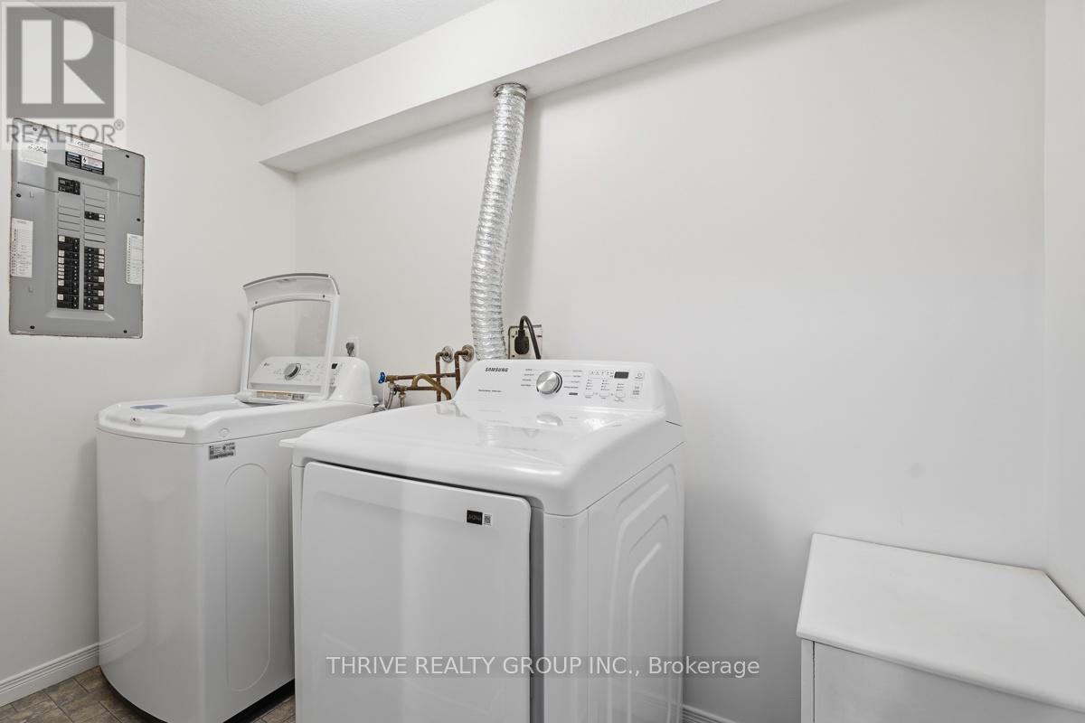 466 EDENRIDGE DRIVE - 25