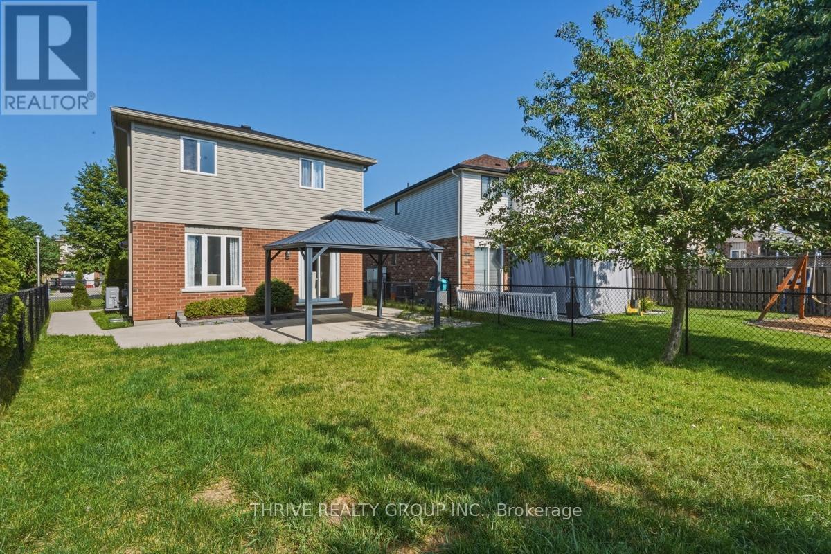 466 EDENRIDGE DRIVE - 28